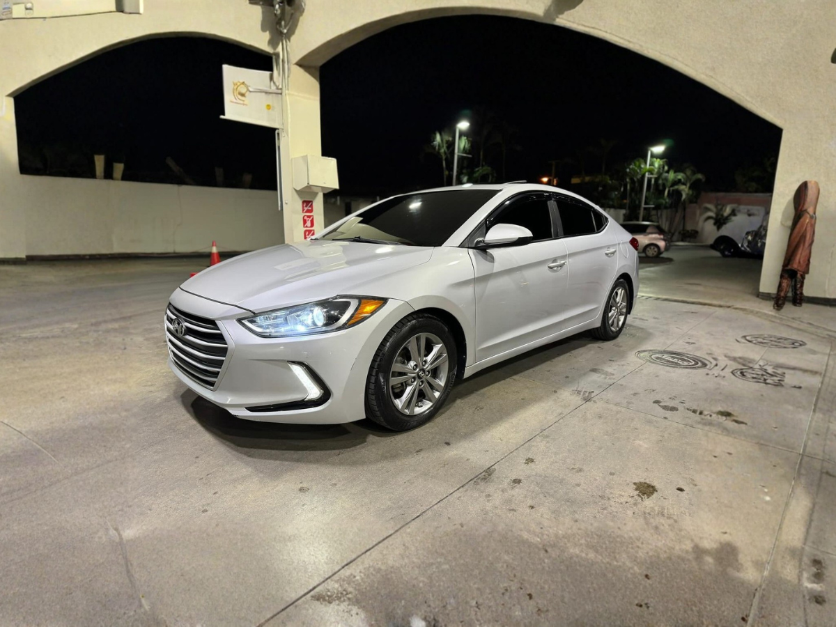 Hyundai Elantra 2018